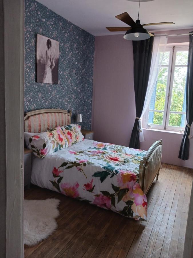 Cherry Blossom House Bujaleuf Bagian luar foto